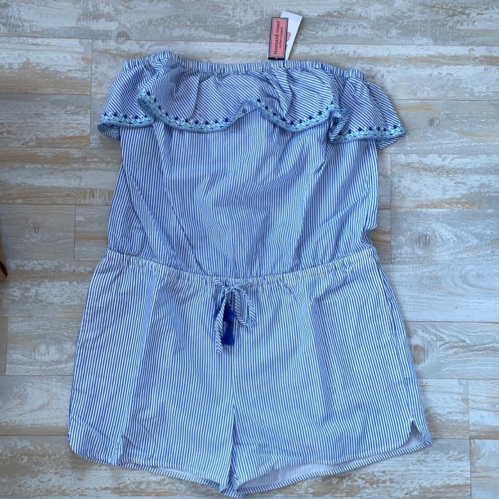 Vineyard vines romper size L